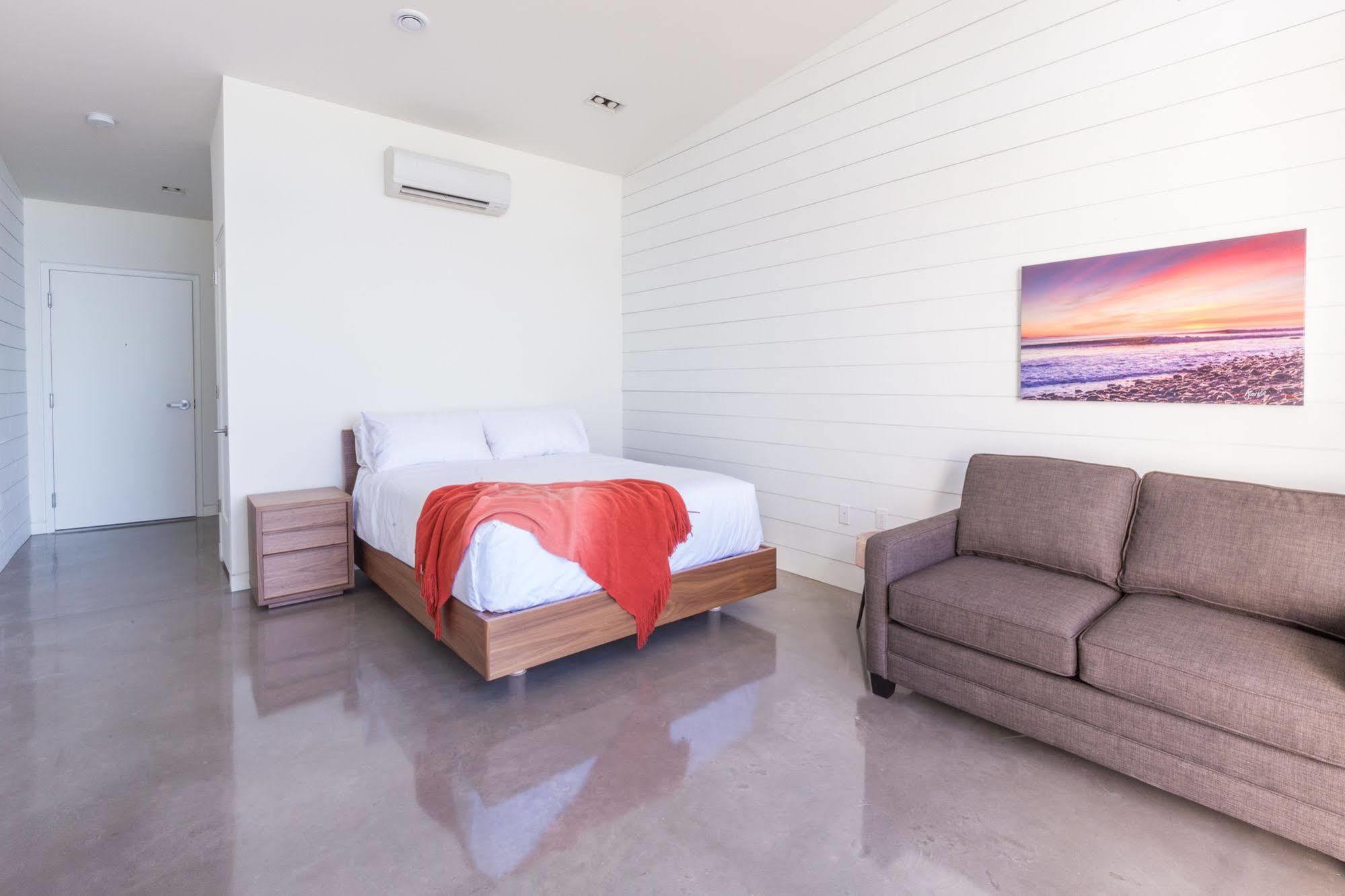 Quarterdeck Beachside Villas & Lofts Summerville Centre Екстериор снимка