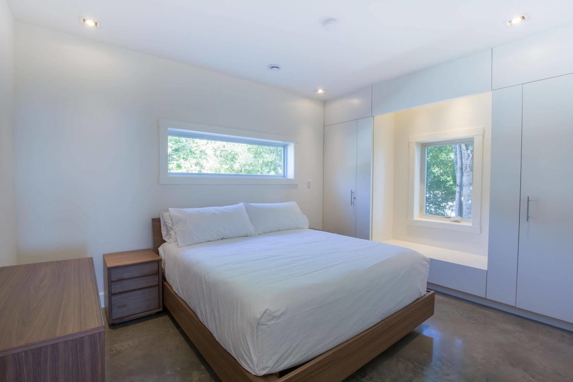 Quarterdeck Beachside Villas & Lofts Summerville Centre Екстериор снимка