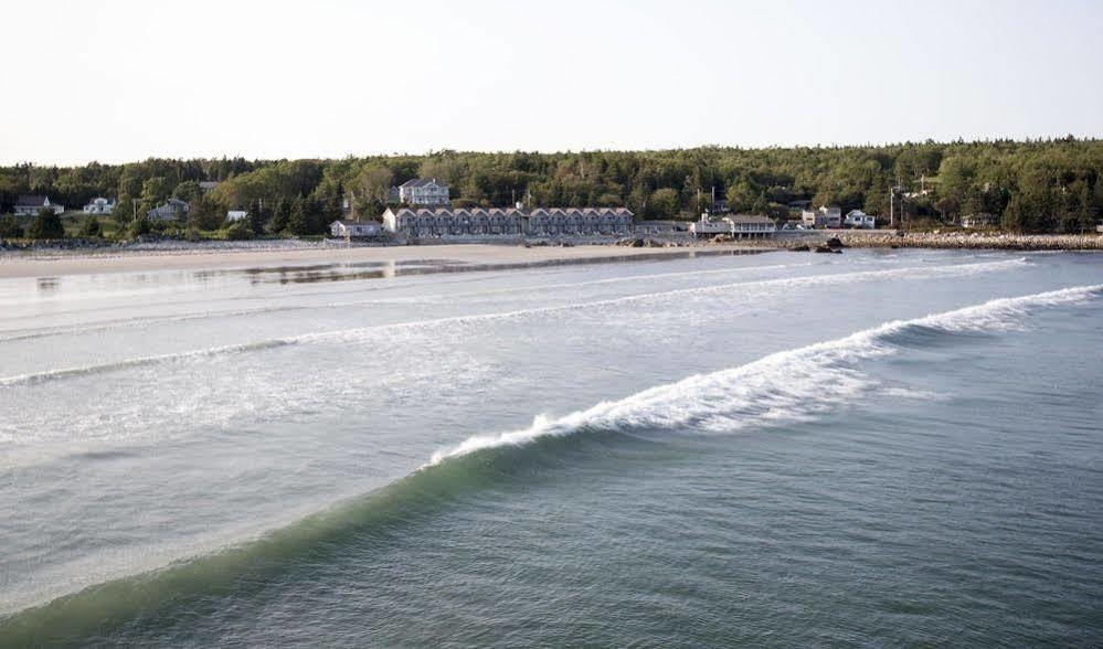 Quarterdeck Beachside Villas & Lofts Summerville Centre Екстериор снимка